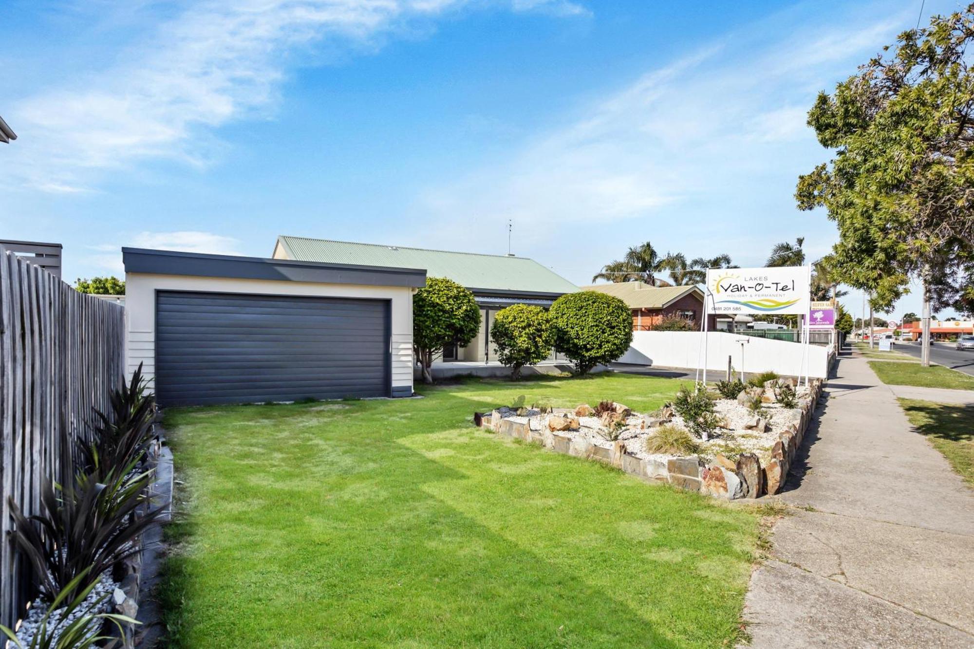 Camellia Cottage On Church Lakes Entrance Exterior foto